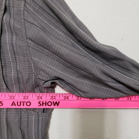 The North Face Button Down Long Sleeve - Picture 10 of 15